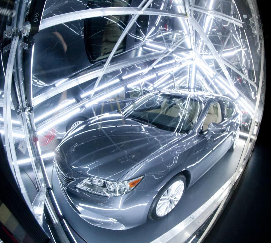  Lexus ES300h 2012 года  (фото 4 из 44)